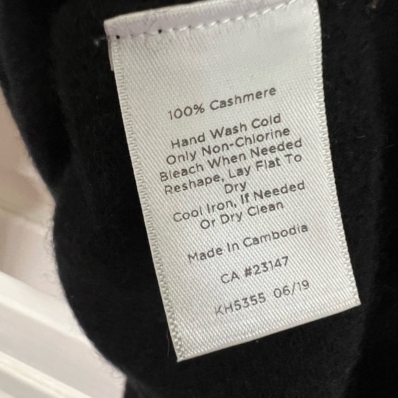 Cashmere turtleneck XS - Picture 4 of 5